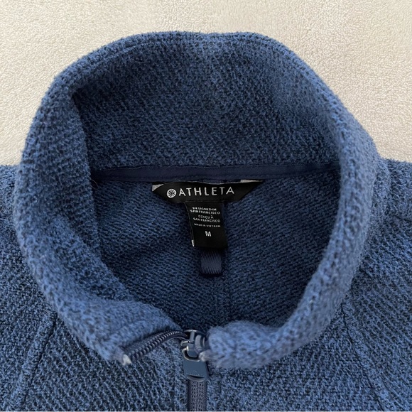 Athleta Fleece - Picture 3 of 6